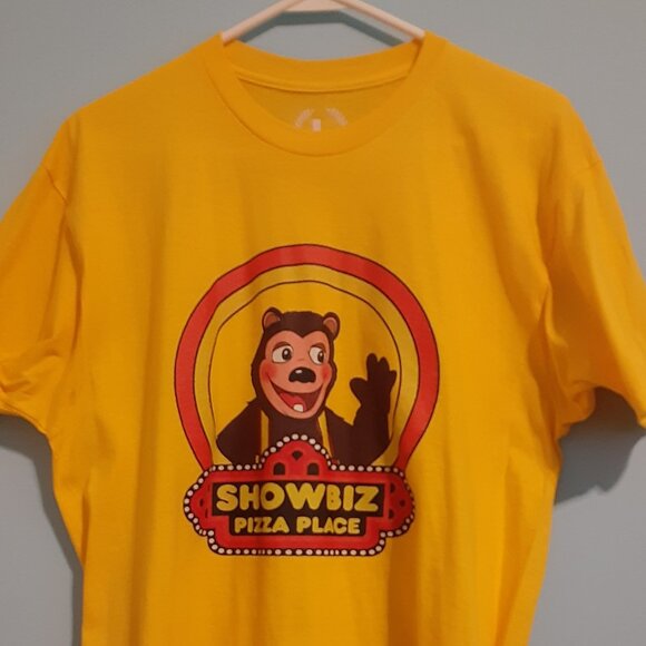 ShowBiz Pizza Place – Billy Bob T-Shirt (Men’s L) - Picture 1 of 5